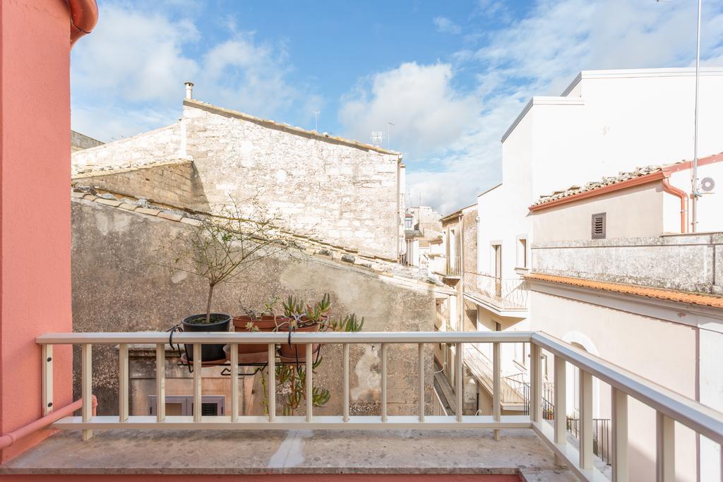 Casa Sant'Anna Lägenhet Ragusa Rum bild