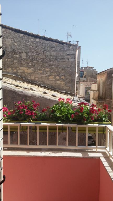 Casa Sant'Anna Lägenhet Ragusa Exteriör bild